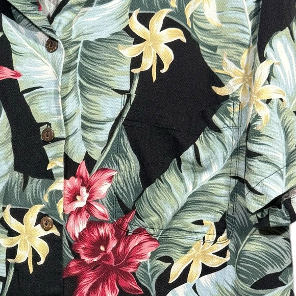 Kona Malia Button Up Shirt Men M Black Green Floral Hawaiian Casual Vacation USA - Picture 11 of 11